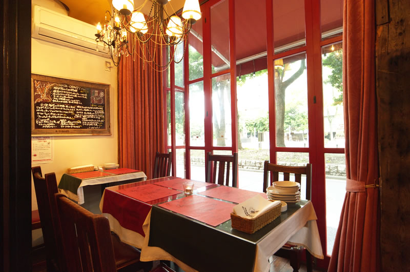 イルキャンティ ピアッツァ iL-CHIANTI-Piazza｜店内