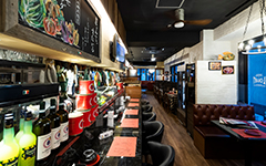 ラカジュアルな日本橋、三越前のイタリアン、イルキャンティの店内写真